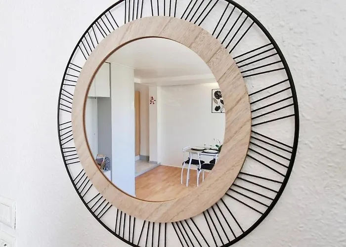 Apartman Loft Lumineux Pres Du Port Du Canal