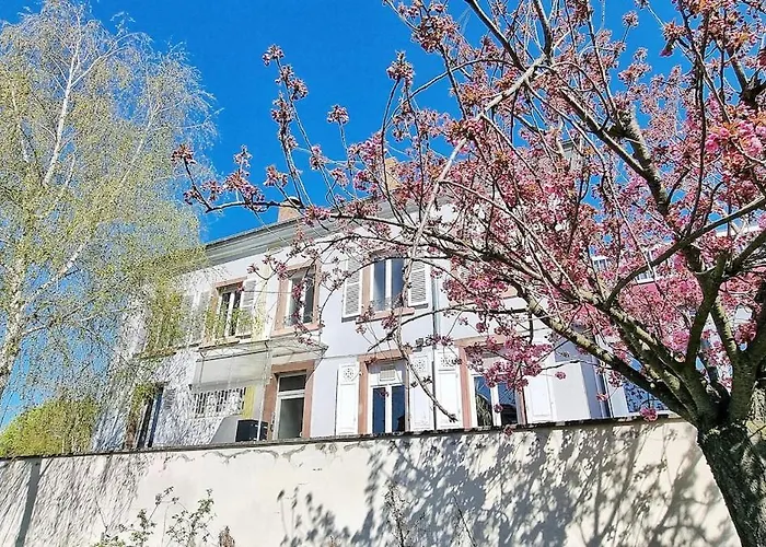 Apartman Loft Lumineux Pres Du Port Du Canal Colmar